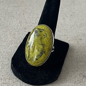 Rare Green Opal 925 Ring